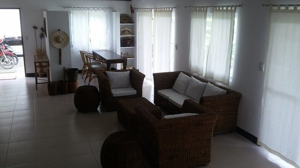 Seahorse Villa Puerto Galera Εξωτερικό φωτογραφία