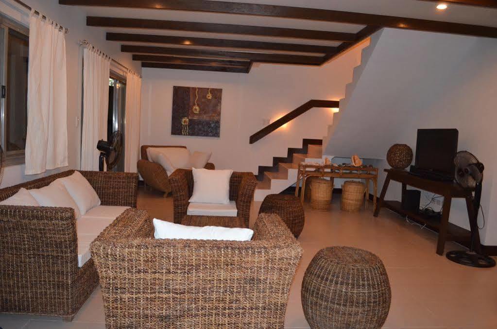 Seahorse Villa Puerto Galera Εξωτερικό φωτογραφία