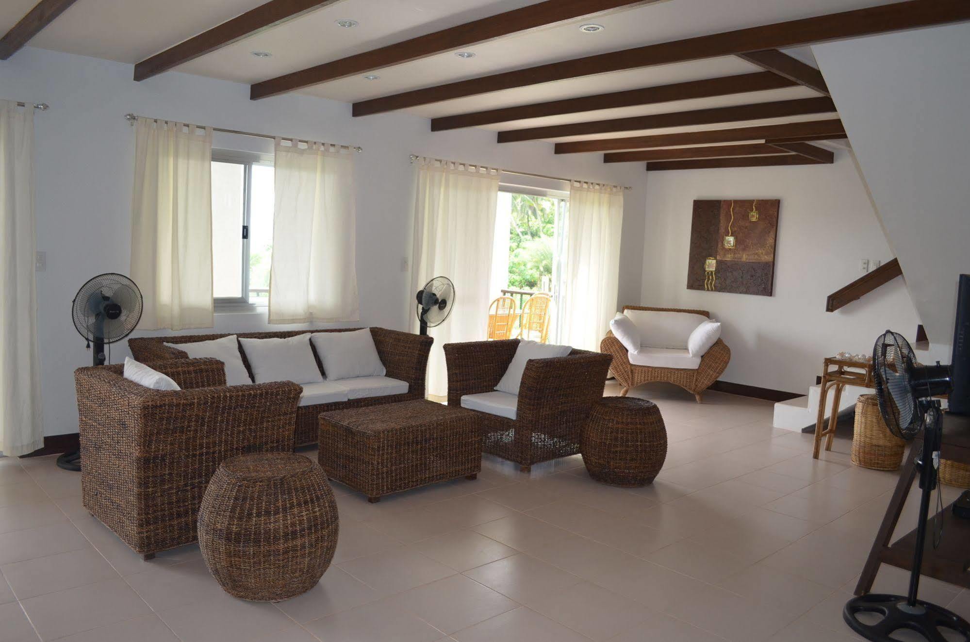 Seahorse Villa Puerto Galera Εξωτερικό φωτογραφία