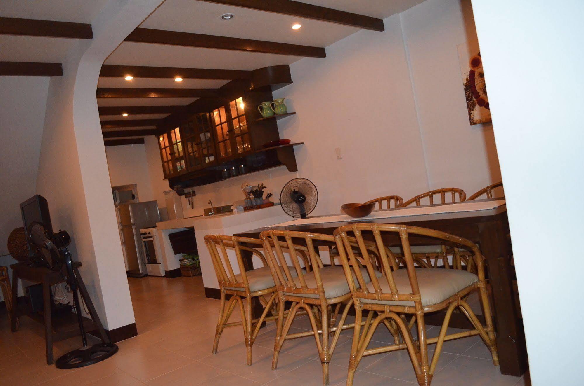Seahorse Villa Puerto Galera Εξωτερικό φωτογραφία